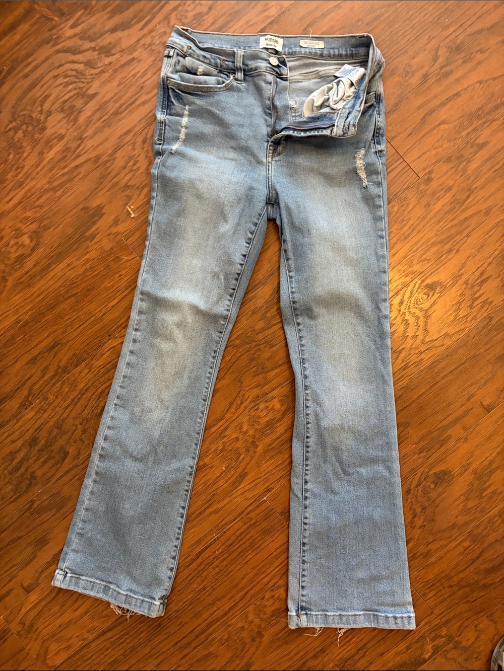 Kensie Vintage Luxe High Rise Bootcut Jeans Women’s 8/29 Light Wash Distressed